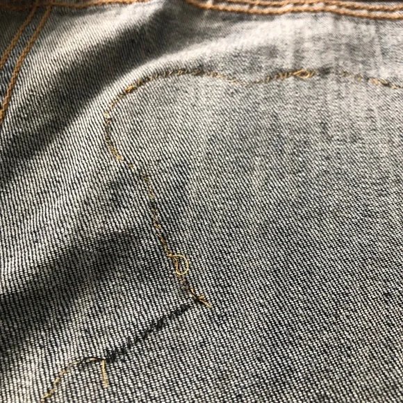 Levi’s Denim Jacket ✨ Unique Hand-Stitched Teddy Patch ✨ Youth XL / Adult M - Picture 11 of 14